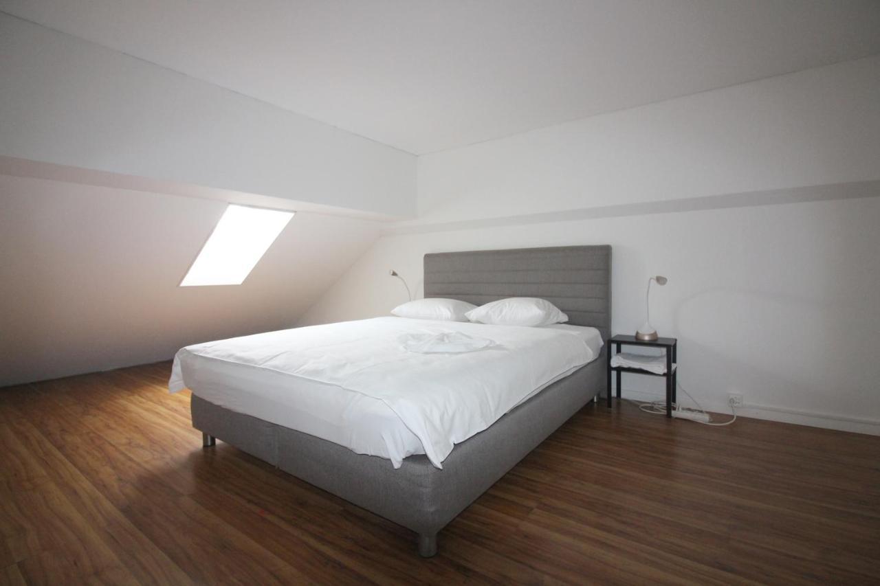 Apartamento Swiss Star California - Self Check-In Zúrich Exterior foto
