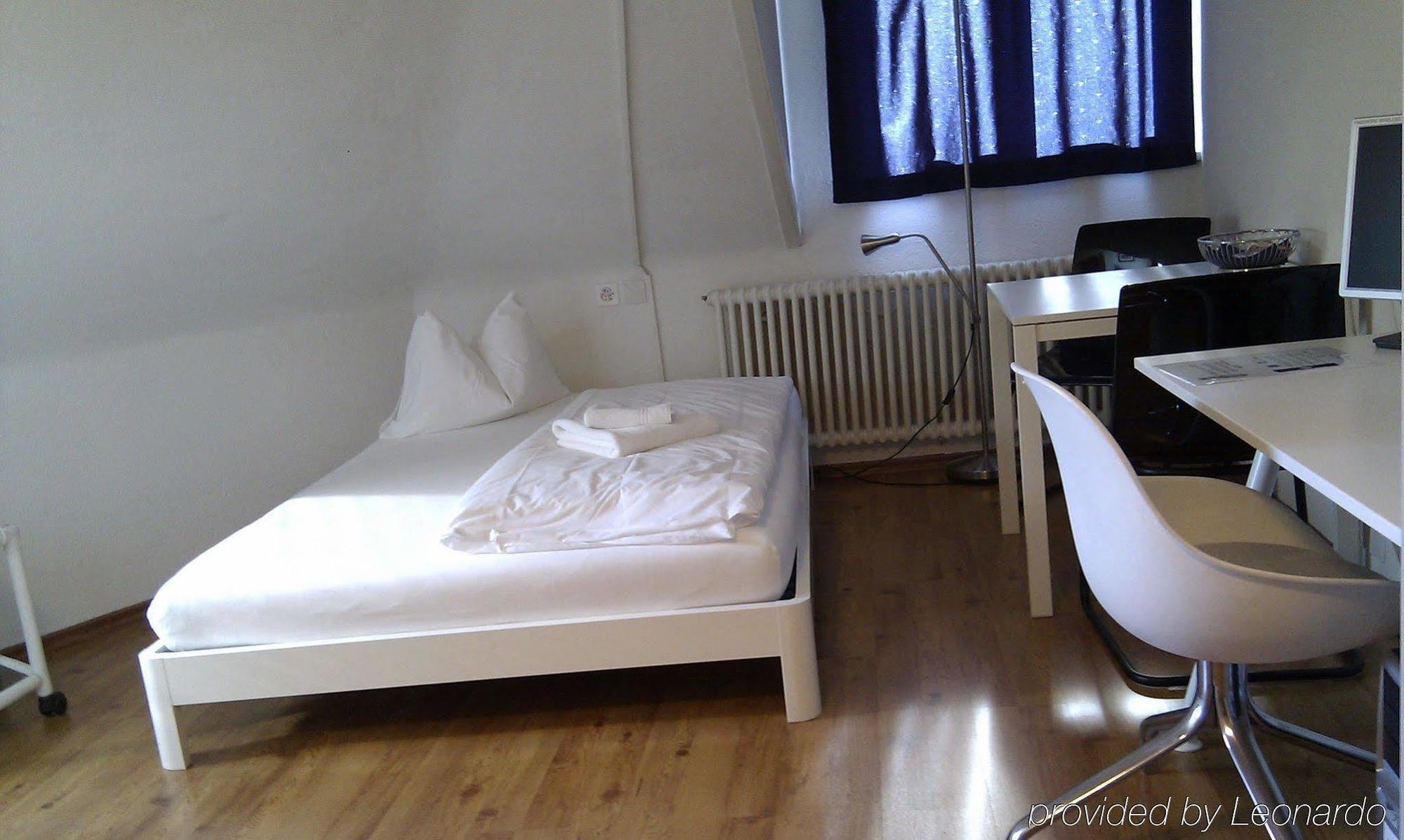 Apartamento Swiss Star California - Self Check-In Zúrich Exterior foto